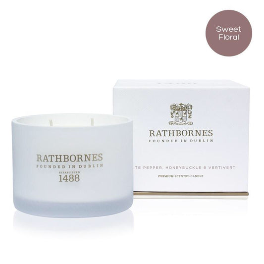 WHITE PEPPER, HONEYSUCKLE & VERTIVERT SCENTED CLASSIC CANDLE